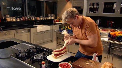 Gordon Ramsay's Ultimate Cookery Course Season 1 Episode 20 - Special Salads and Fabulous Fruits