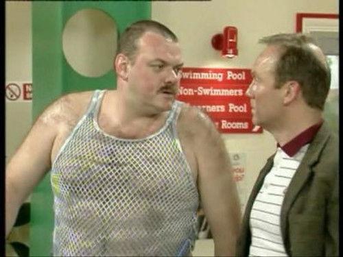 The Brittas Empire Season 4 Episode 4 - Mr Brittas Changes Trains