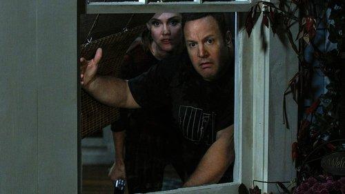 Kevin Can Wait Season 1 Episode 7 - Hallow-We-Ain't-Home