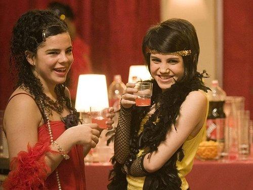 Physics or Chemistry Season 1 Episode 8 - Secretos Y Mentiras (Part 2)