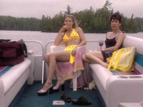 Un gars, une fille Season 3 Episode 3 - Le magasin d'électroménagers - Au lit 6 - Le papa de Guy 1