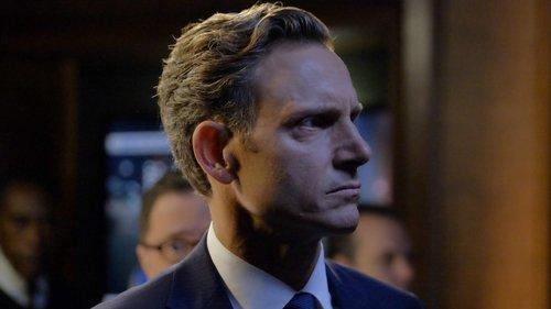 Scandal Season 6 Episode 1 - Survival of the Fittest