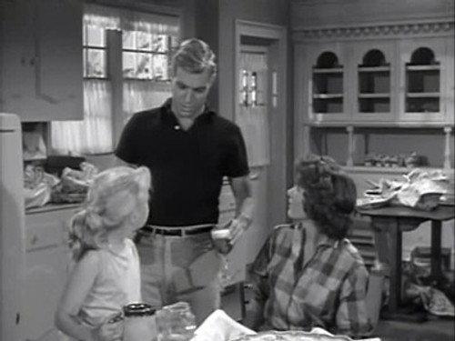 Alfred Hitchcock Presents Season 6 Episode 15 - Summer Shade