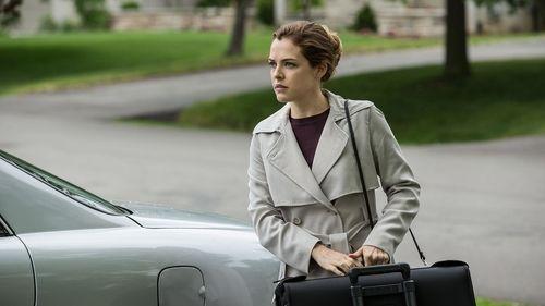 The Girlfriend Experience Season 1 Episode 12 - Home