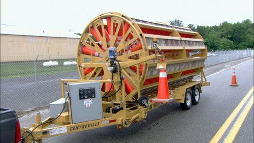 How It's Made Season 15 Episode 7 - Replica Foods, Traffic Cone Dispensers, Rocking Horses, London Taxis