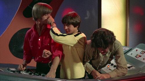 The Monkees Season 2 Episode 17 - Monkees Watch Their Feet