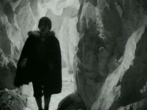 Doctor Who Season 5 Episode 14 - The Ice Warriors (4)