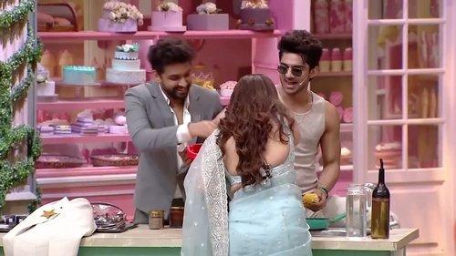 Laughter Chefs Unlimited Entertainment Season 2 Episode 52 - TV's Biggest Frame in the Semi-finale!