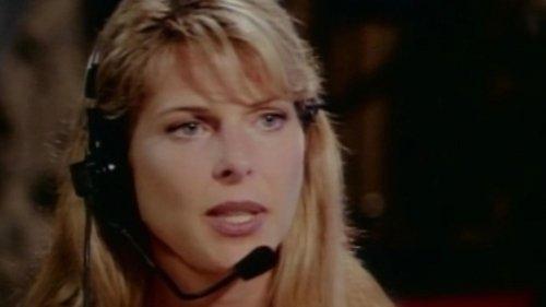 Acapulco H.E.A.T. Season 1 Episode 17 - Code Name: Stranded