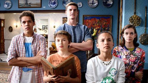 Hunter Street Season 1 Episode 13 - Cassandra's Map