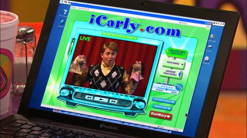 iCarly Season 2 Episode 15 - iWant My Website Back