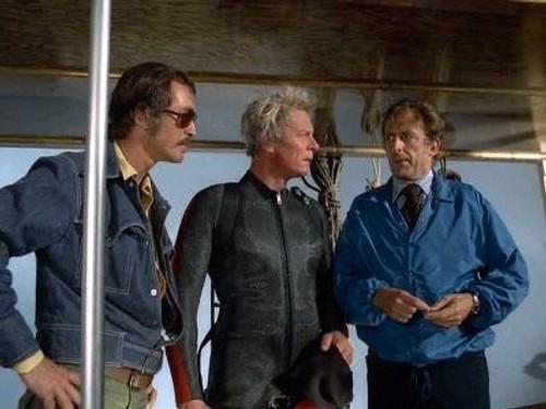 undefined Season 6 Episode 8 - Underwater