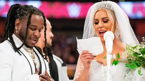 Raw Season 30 Episode 16 - April 18, 2022