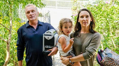 Suburbia - Women on the Edge Season 5 Episode 2 - Episode 42