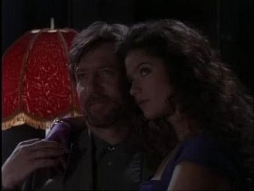 The Hitchhiker Season 3 Episode 21 - Striptease