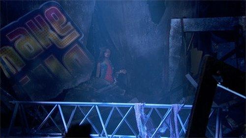 Shake It Up Season 3 Episode 1 - Fire It Up