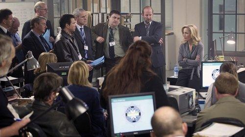 The Fall Season 1 Episode 3 - Episode Three