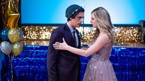 Riverdale Season 5 Episode 1 - Chapter Seventy-Seven: Climax