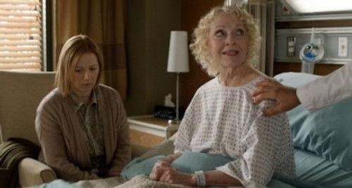 Emily Owens, M.D. Season 1 Episode 9 - Emily and… the Love of Larping