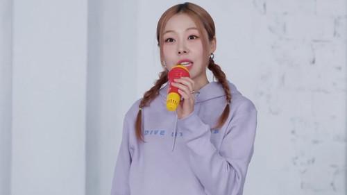 Hwaiting Season 2 Episode 1 - Pedometer Battle