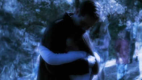 The X-Files Season 7 Episode 11 - Closure (2)