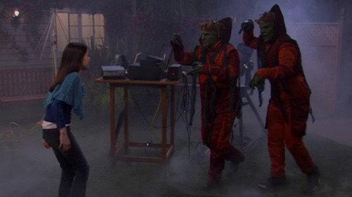 undefined Season 3 Episode 16 - Alien Invasion
