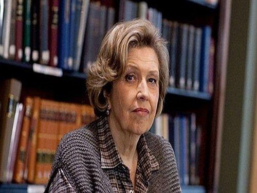 undefined Season 7 Episode 2 - It Smells Of Books