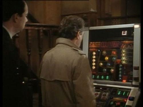 Minder Season 9 Episode 5 - Opportunity Knocks and Bruises