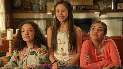 Stuck in the Middle Season 2 Episode 15 - Stuck with a Dangerous House