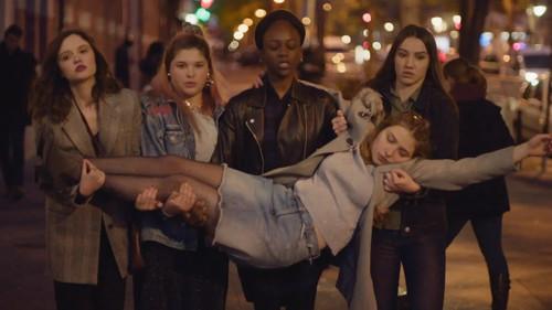 SKAM France Season 1 Episode 8 - Girl Power