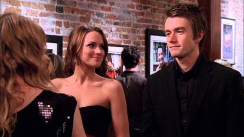One Tree Hill Season 7 Episode 19 - Every Picture Tells a Story
