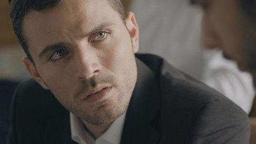 Shababnikim Season 1 Episode 6 - A Lizard Hanging in the Air