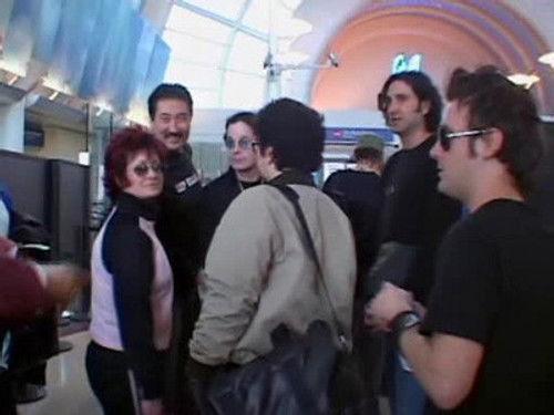 The Osbournes Season 4 Episode 2 - Have Ozz Will Travel (1)