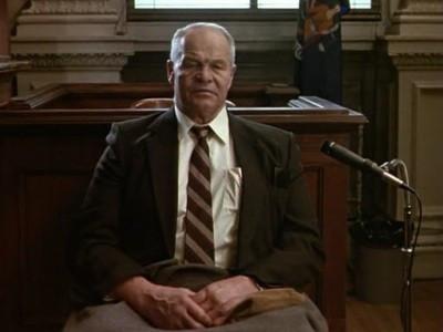 Law & Order Season 1 Episode 16 - The Torrents Of Greed (2)