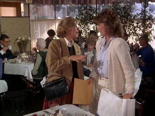 Scarecrow and Mrs. King Season 1 Episode 19 - Fearless Dotty