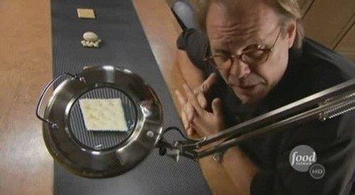 Good Eats Season 12 Episode 8 - Flat Is Beautiful IV: Going Crackers