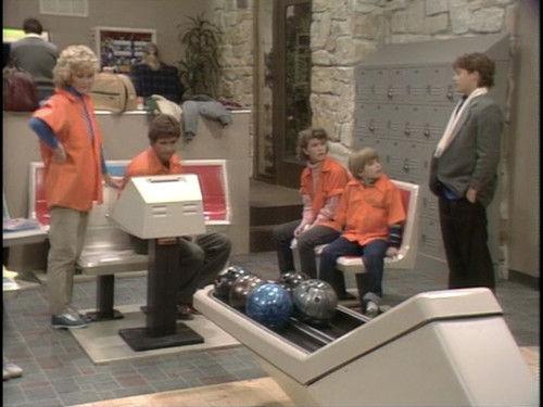 Growing Pains Season 1 Episode 13 - The Love Song of M. Aaron Seaver