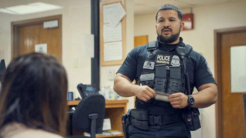 Contraband: Seized at the Border Season 4 Episode 9 - Magazines in Socks