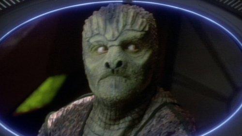 Star Trek: Deep Space Nine Season 1 Episode 5 - Captive Pursuit