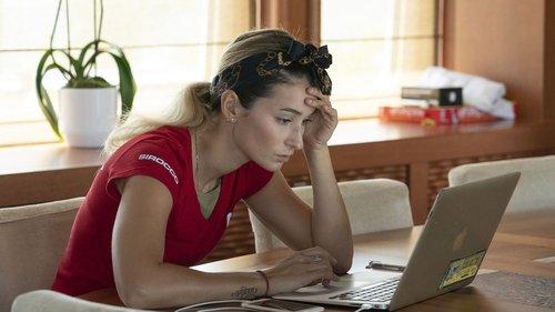 Below Deck Mediterranean Season 4 Episode 7 - All Hail the Queen