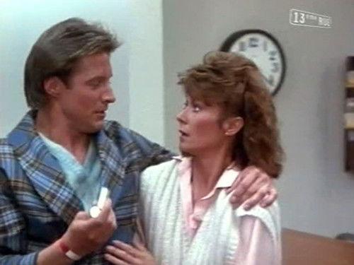 Scarecrow and Mrs. King Season 3 Episode 17 - The Eyes Have It