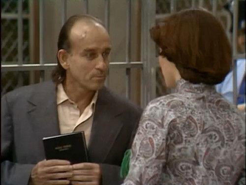 One Day at a Time Season 2 Episode 14 - J.C. and Julie (2)