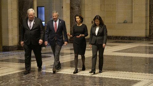 60 Minutes Season 56 Episode 29 - 4/21/2024: Secretary of Commerce; On British Soil; Kevin Hart