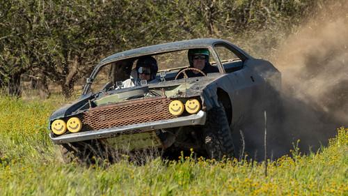 Roadkill Garage Season 4 Episode 5 - Low-buck Revival: the Off-Road Challenger Lives Again!