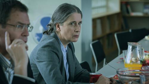 Ochránce Season 1 Episode 1 - Episode 1