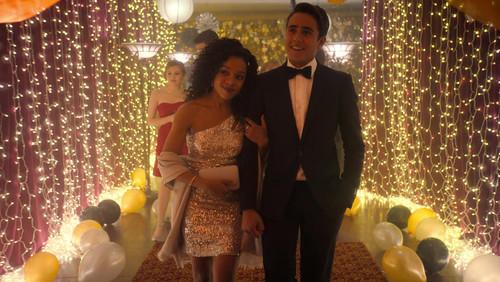 Love, Victor Season 1 Episode 10 - Spring Fling
