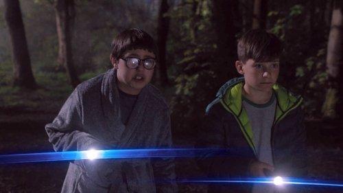 Creeped Out Season 1 Episode 8 - Spaceman