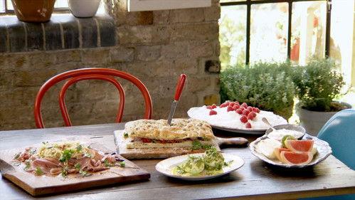 Jamie's 30-Minute Meals Season 1 Episode 13 - Stuffed Focaccia