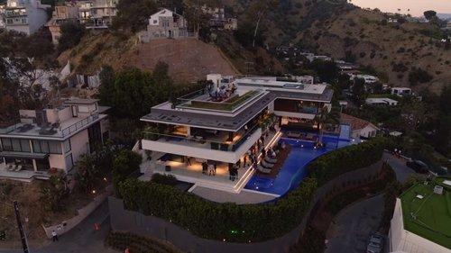 Selling Sunset Season 2 Episode 2 - Billionaires Have Compounds