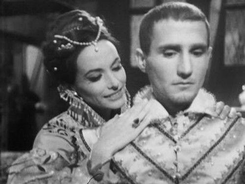 The camera explores time Season 5 Episode 4 - Episode 4